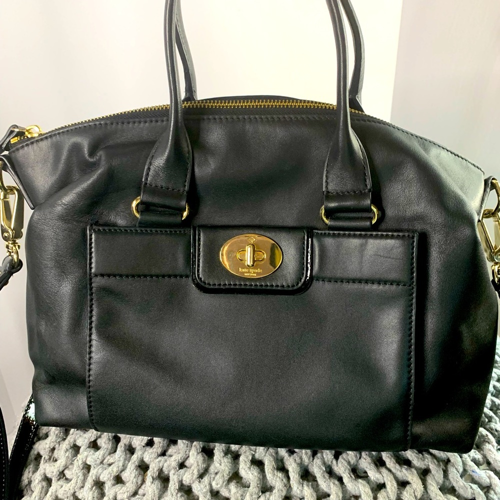 Kate Spade Black Leather/patent Handbag, with Shoulder Strap/Leather/Patent